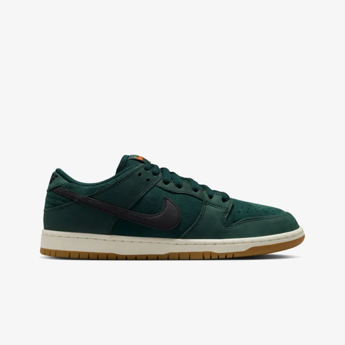 کفش نایکی SB Dunk Low 'Deep Fir'